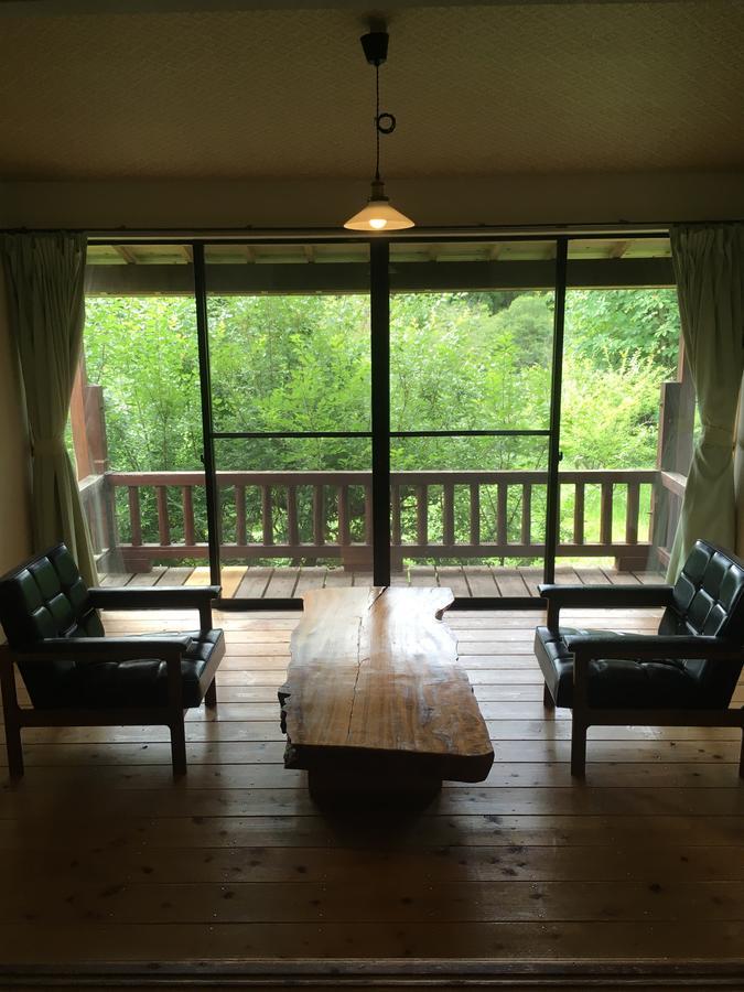 Hotel 山荘 紗羅樹 Syaranoki Yufu Esterno foto
